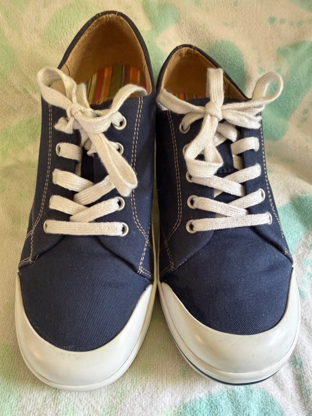 Dansko Veda - Vegan Canvas 1.5” Clog Tennis Size 39 - Classic Navy & White